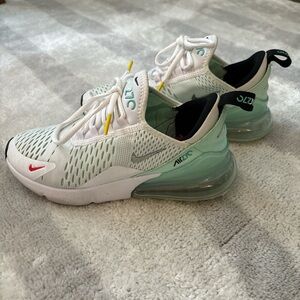 nike 270